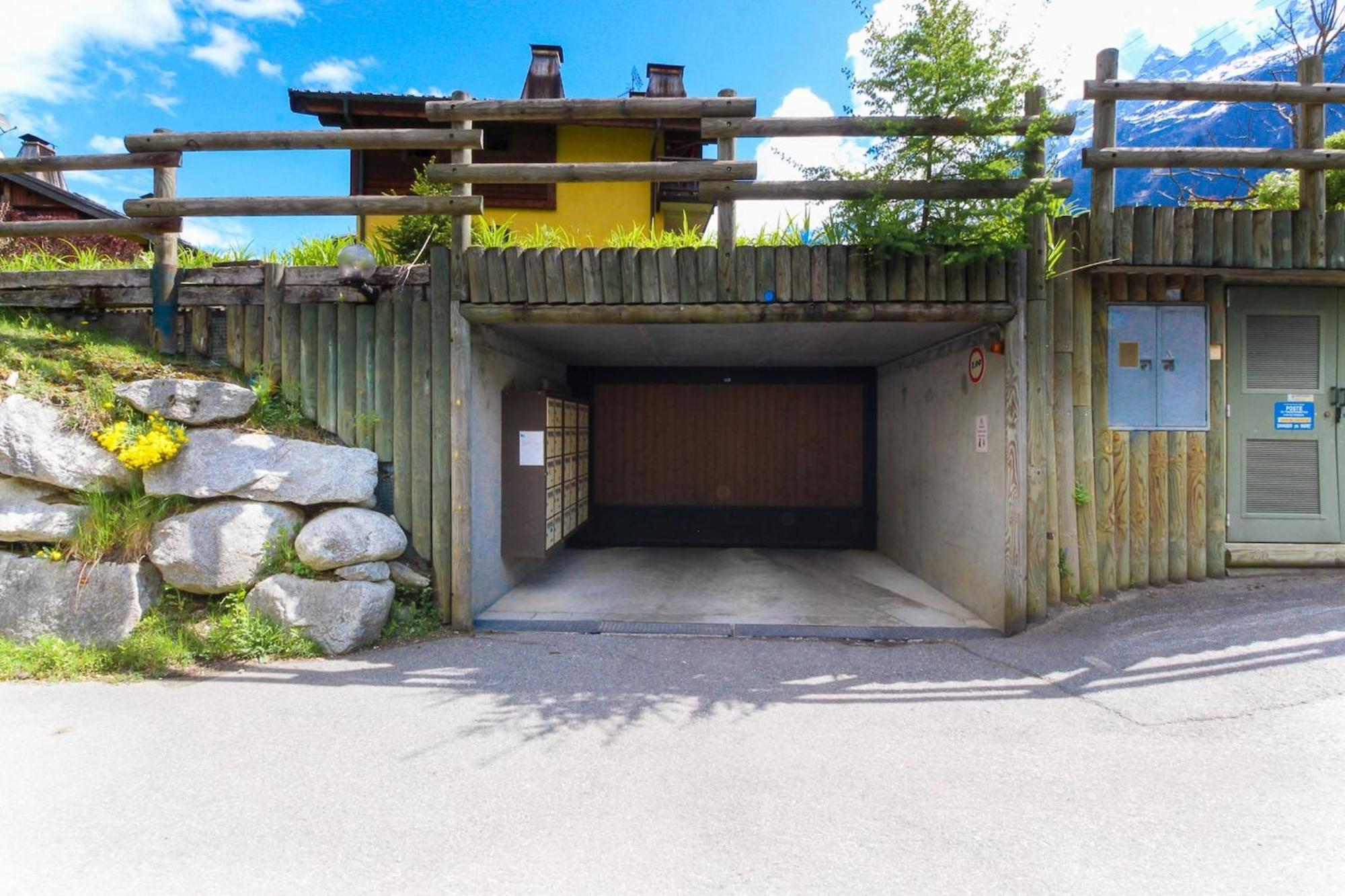 Les Capucins - View Off Mont-Blanc Range - 4 Pers Apartamento Chamonix Exterior foto
